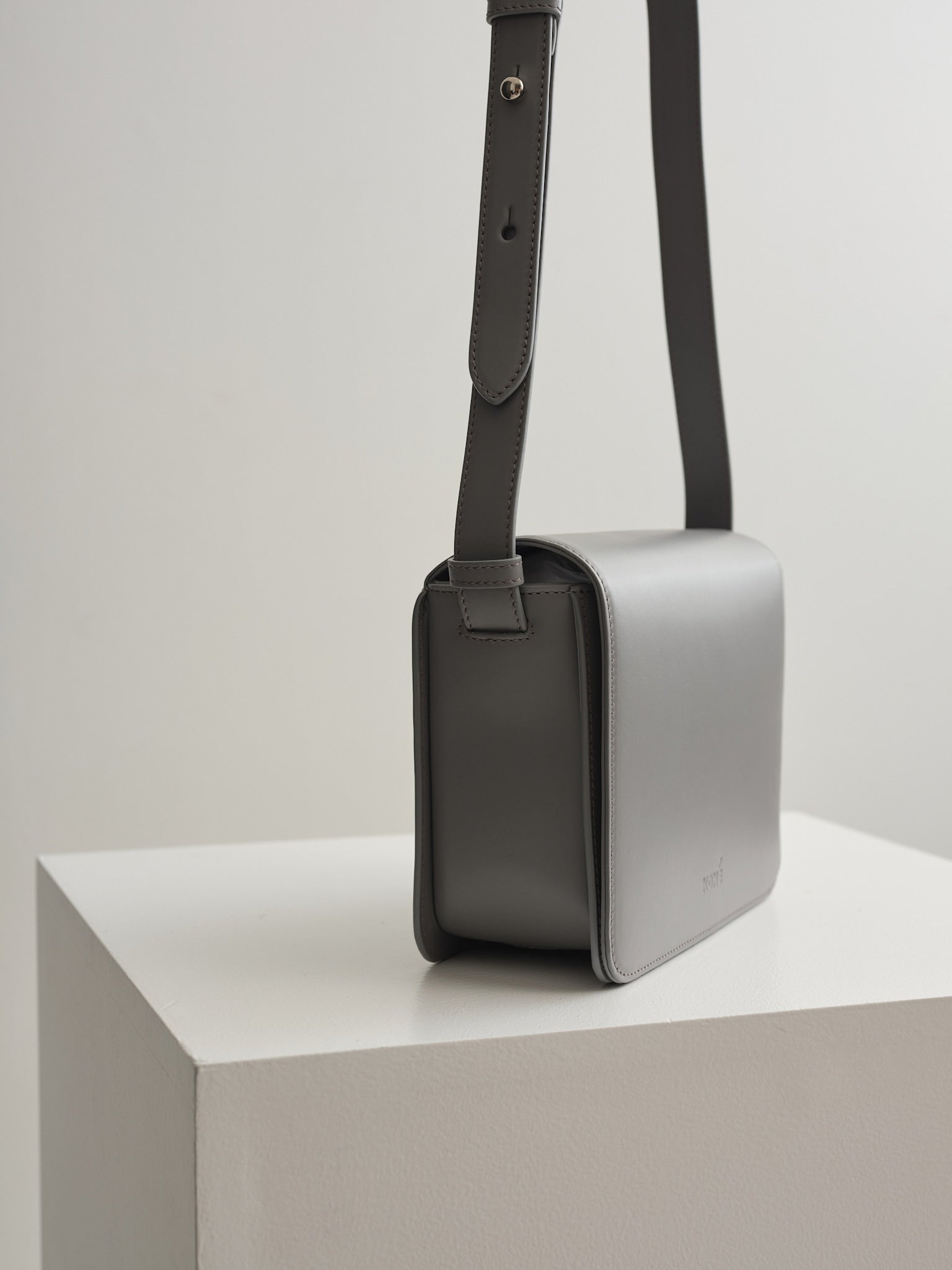 ANNIKA BAG - SKY VITELLO