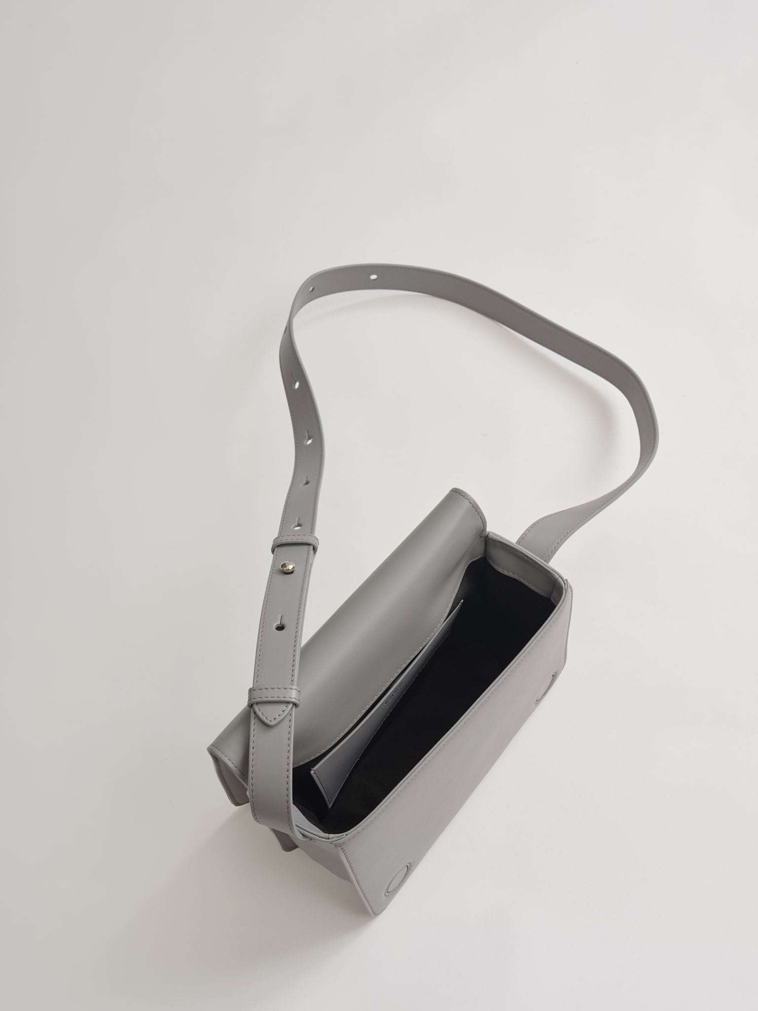 ANNIKA BAG - SKY VITELLO