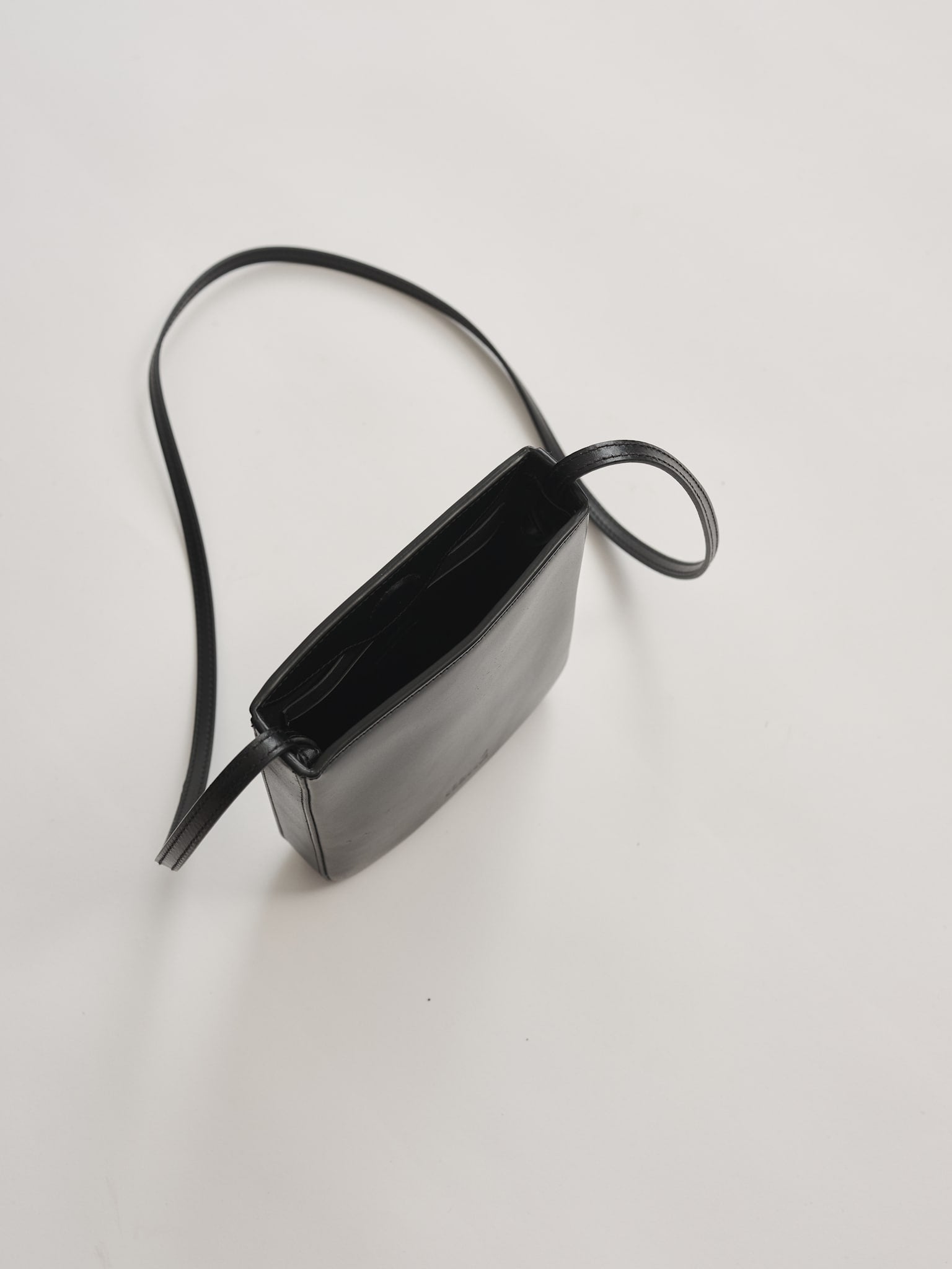 BABBO BAG - BLACK VITELLO