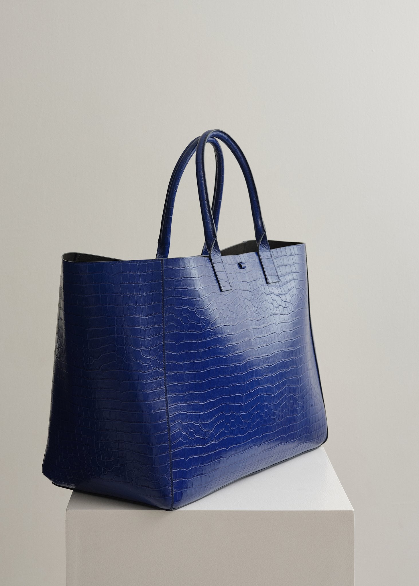 FILIPPO XL BAG - CROCO BRIGHT BLUE