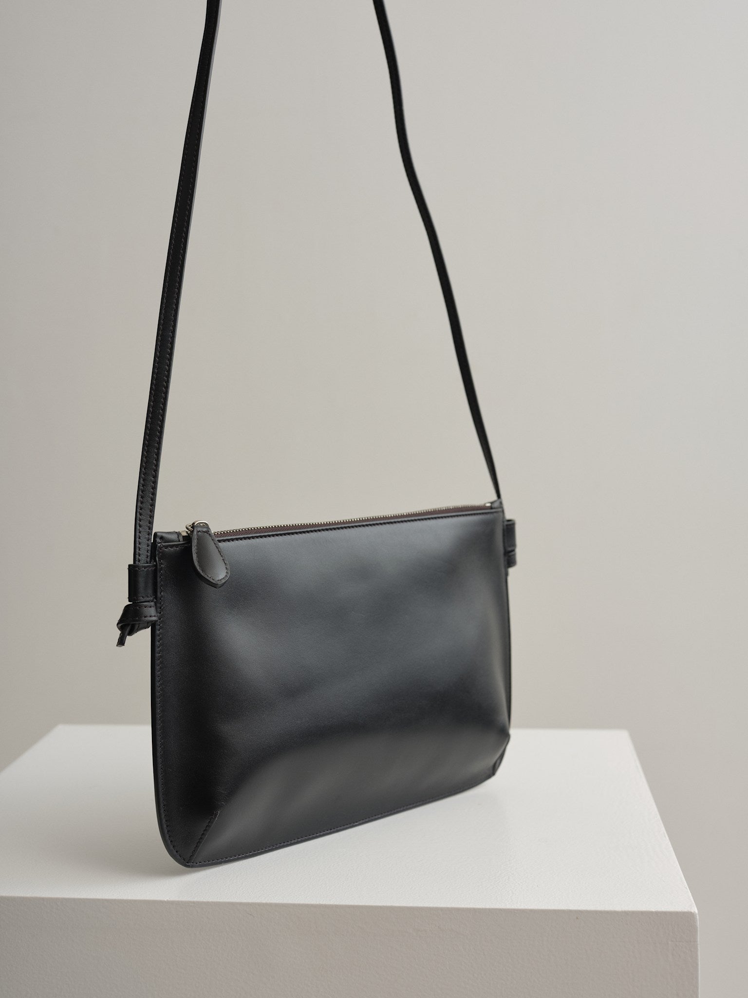 LARGE PURSE - VITELLO BLACK