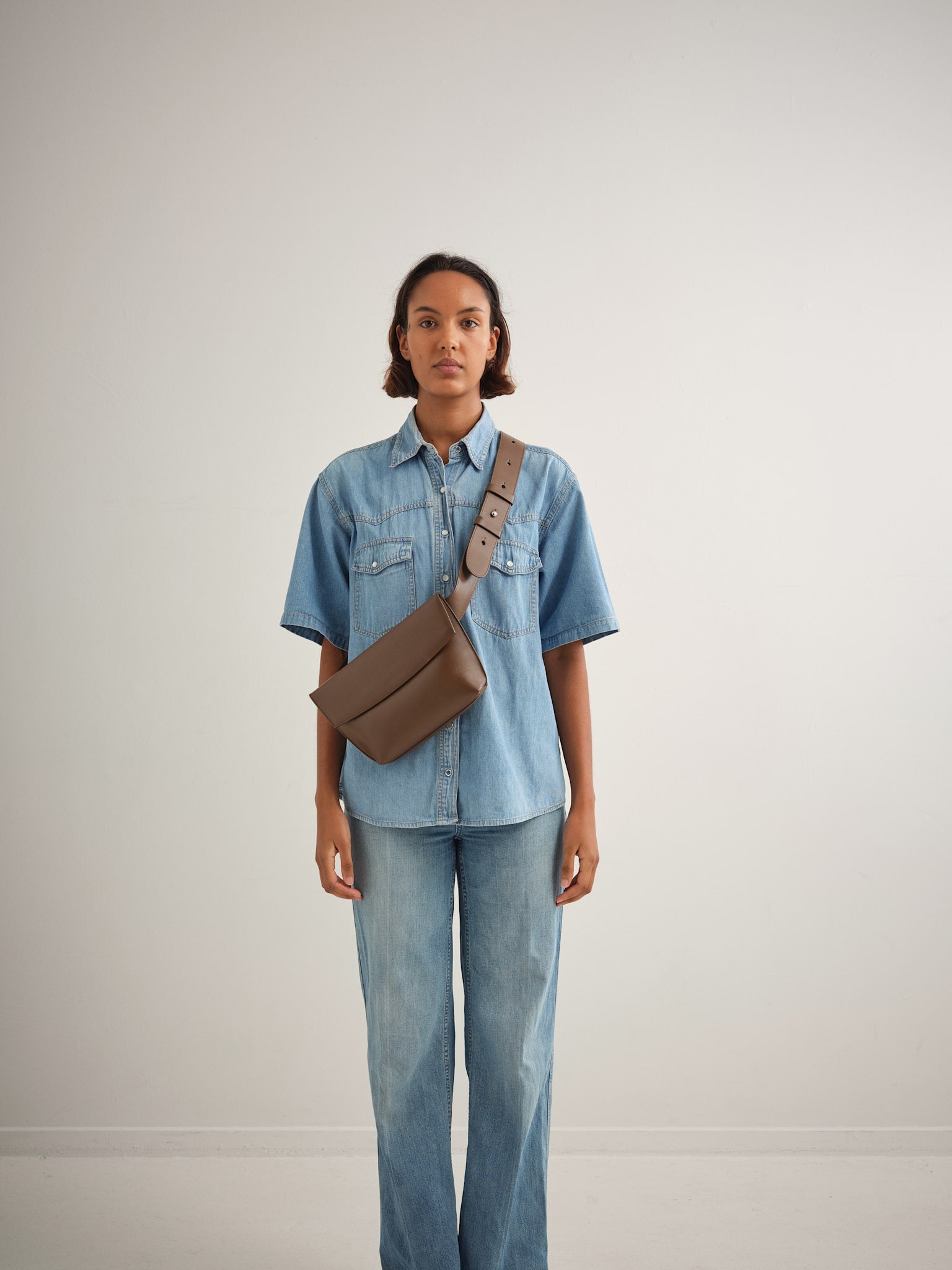 LARGE YARI - CHOCOLATE VITELLO