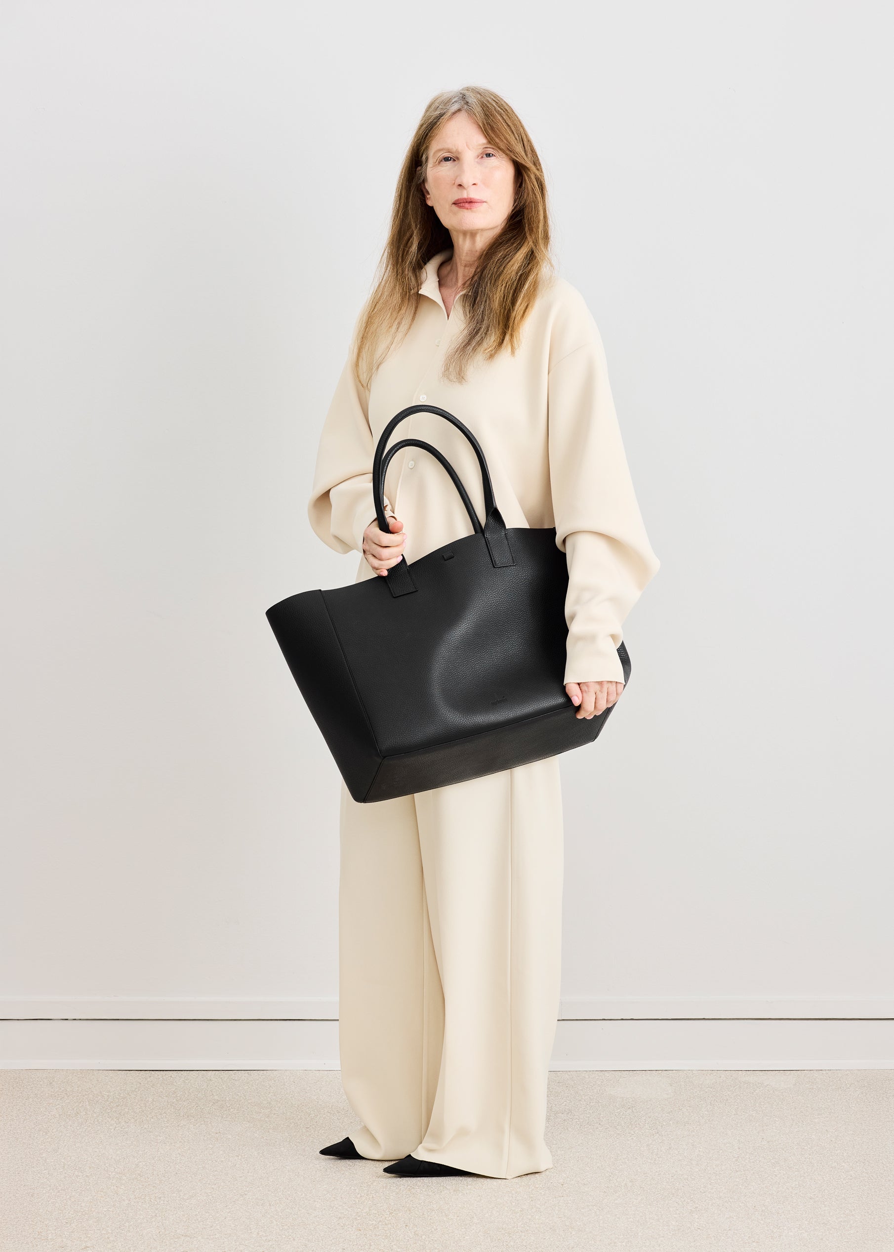 LARGE FILIPPO BAG - BLACK RIO