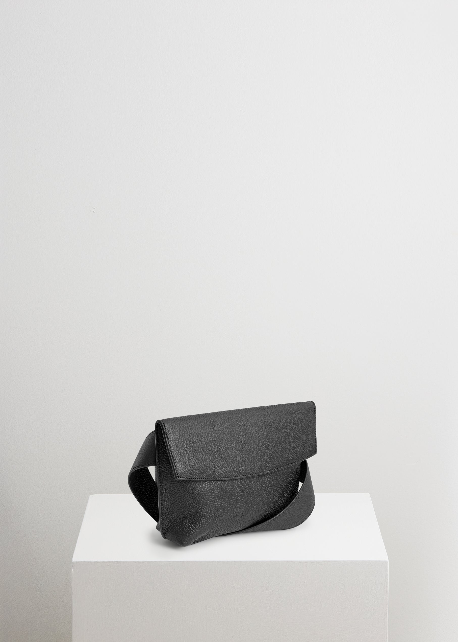 LARGE YARI - BLACK RIO