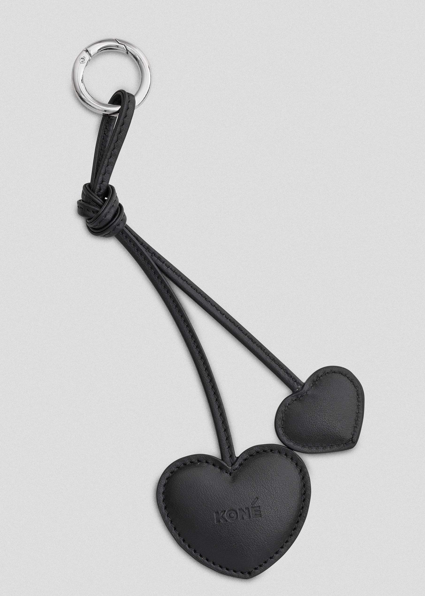 CUORI CHARM - BLACK VITELLO