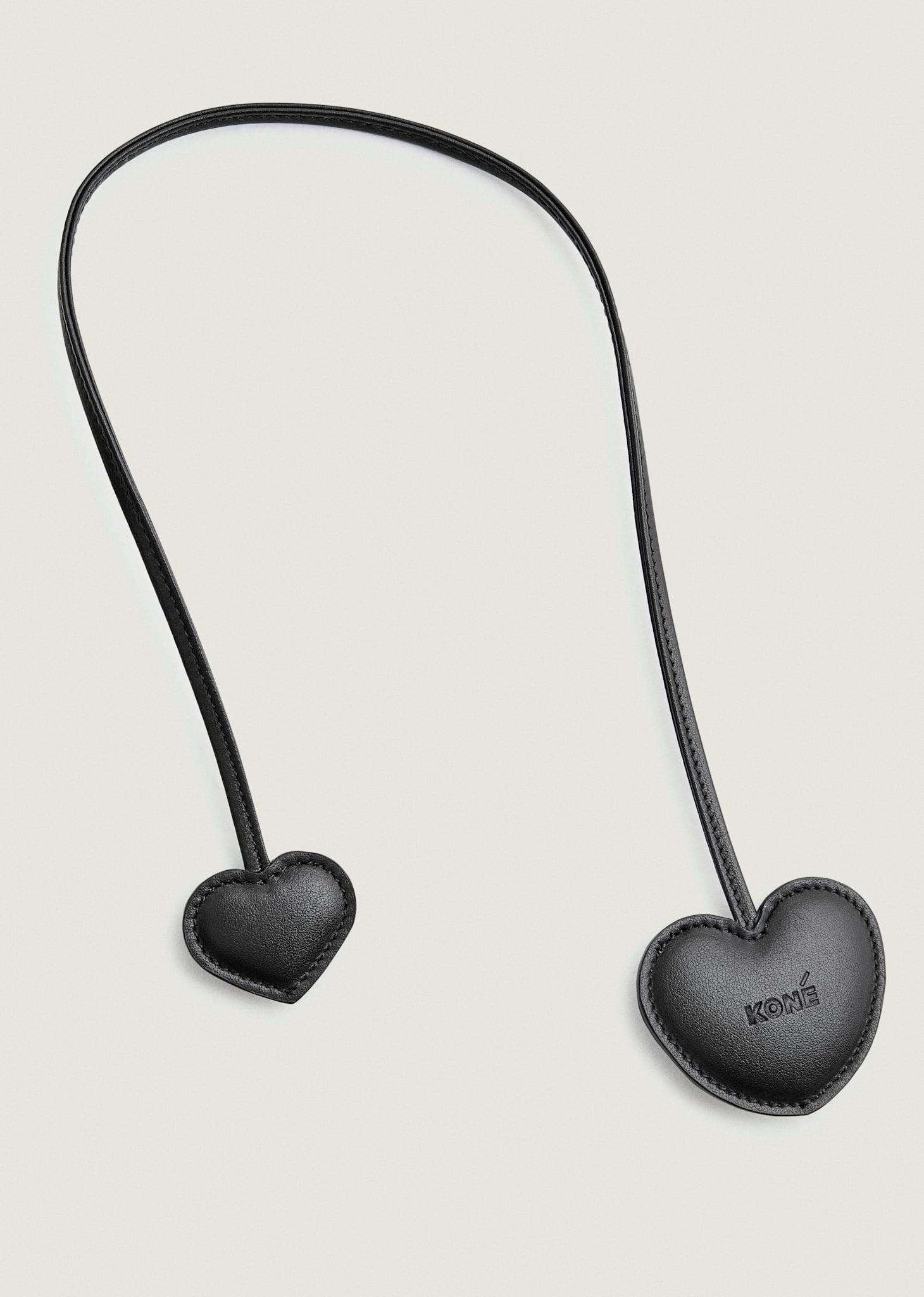 CUORI CHARM - BLACK VITELLO