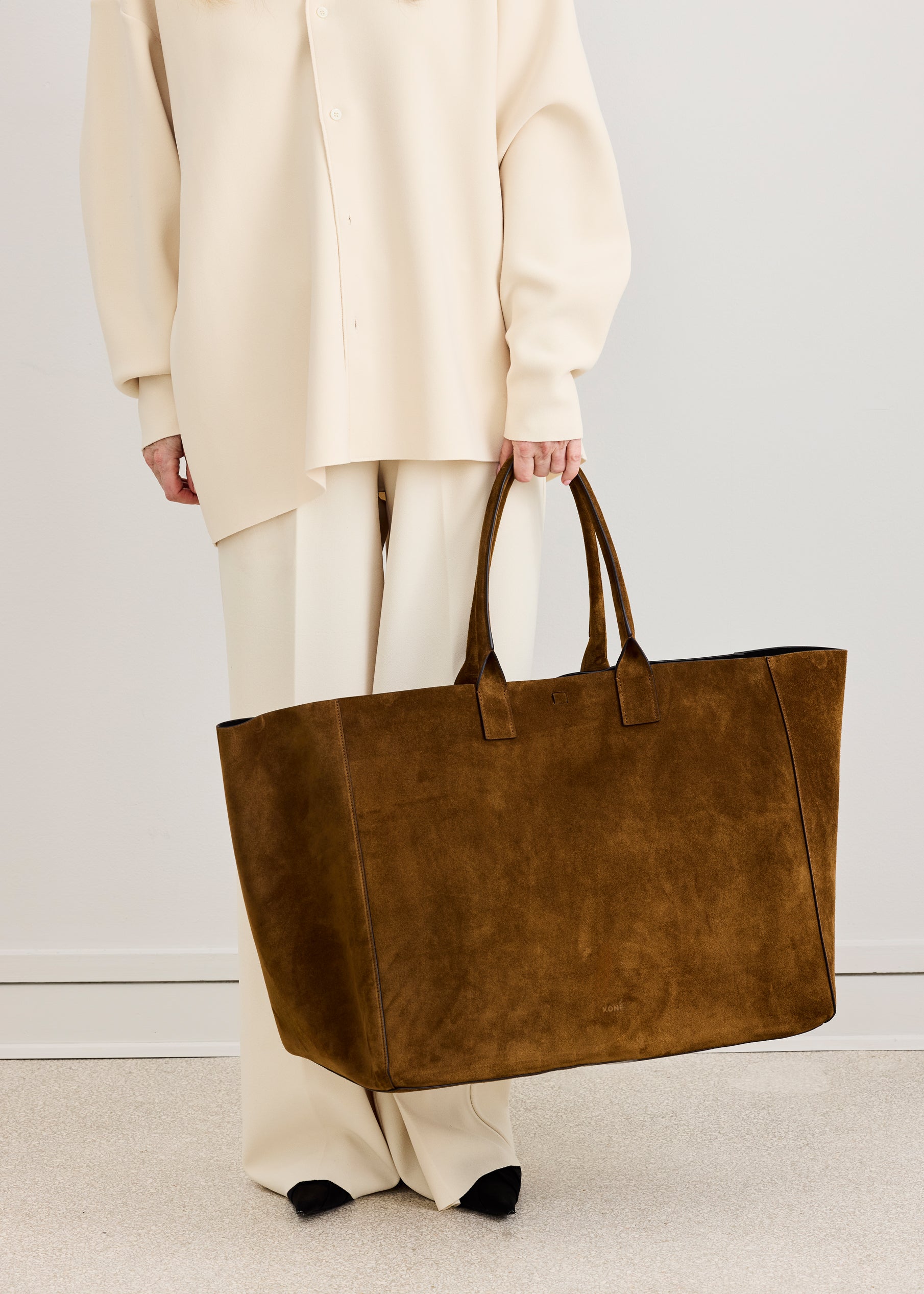 Filippo XL Suede Tote Bag in Brandy