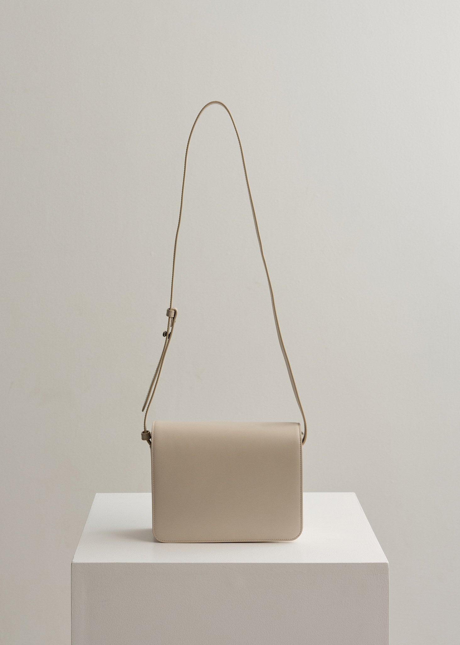 ANNIKA BAG - CEMENT VITELLO