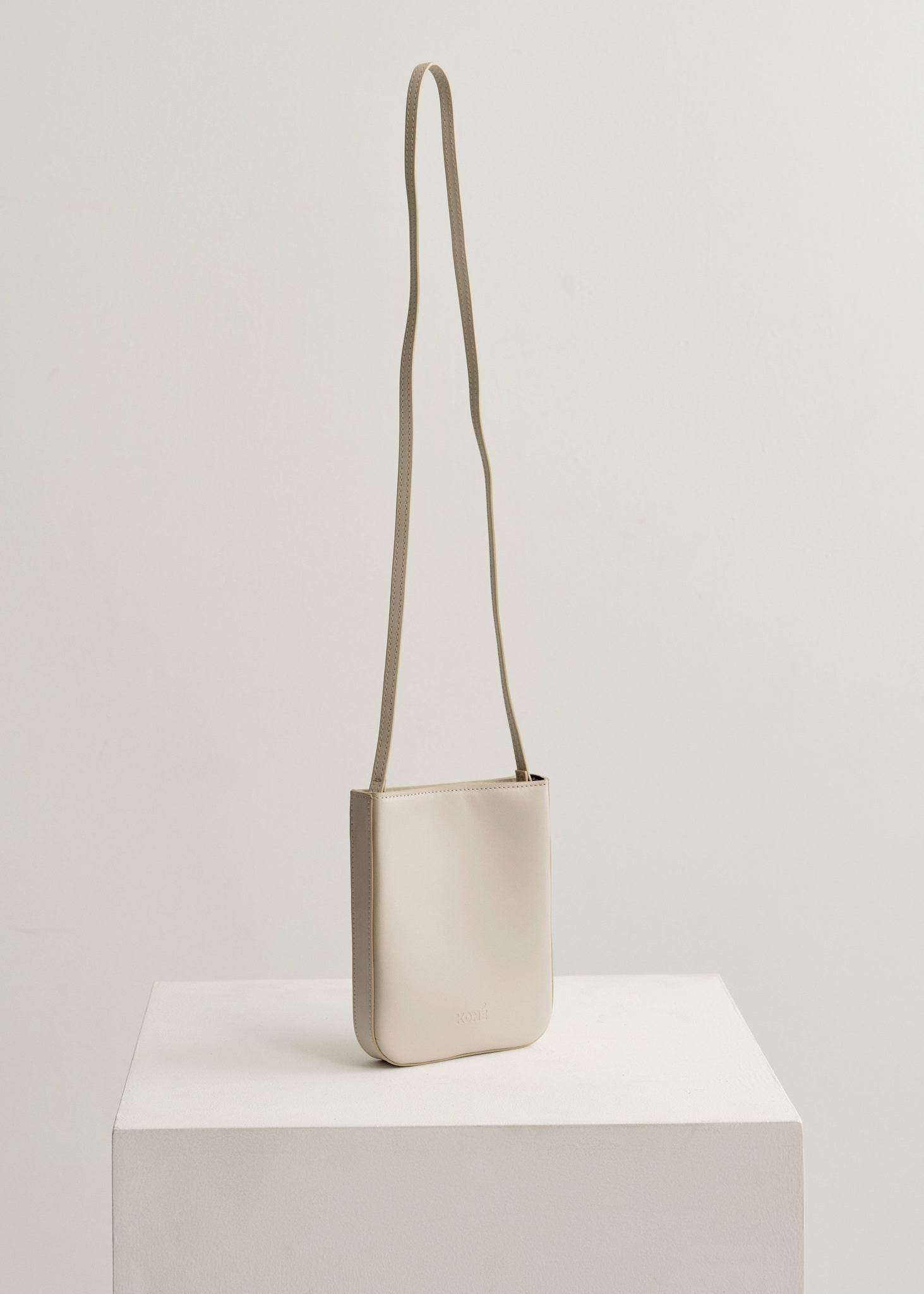 BABBO BAG - VITELLO CEMENT