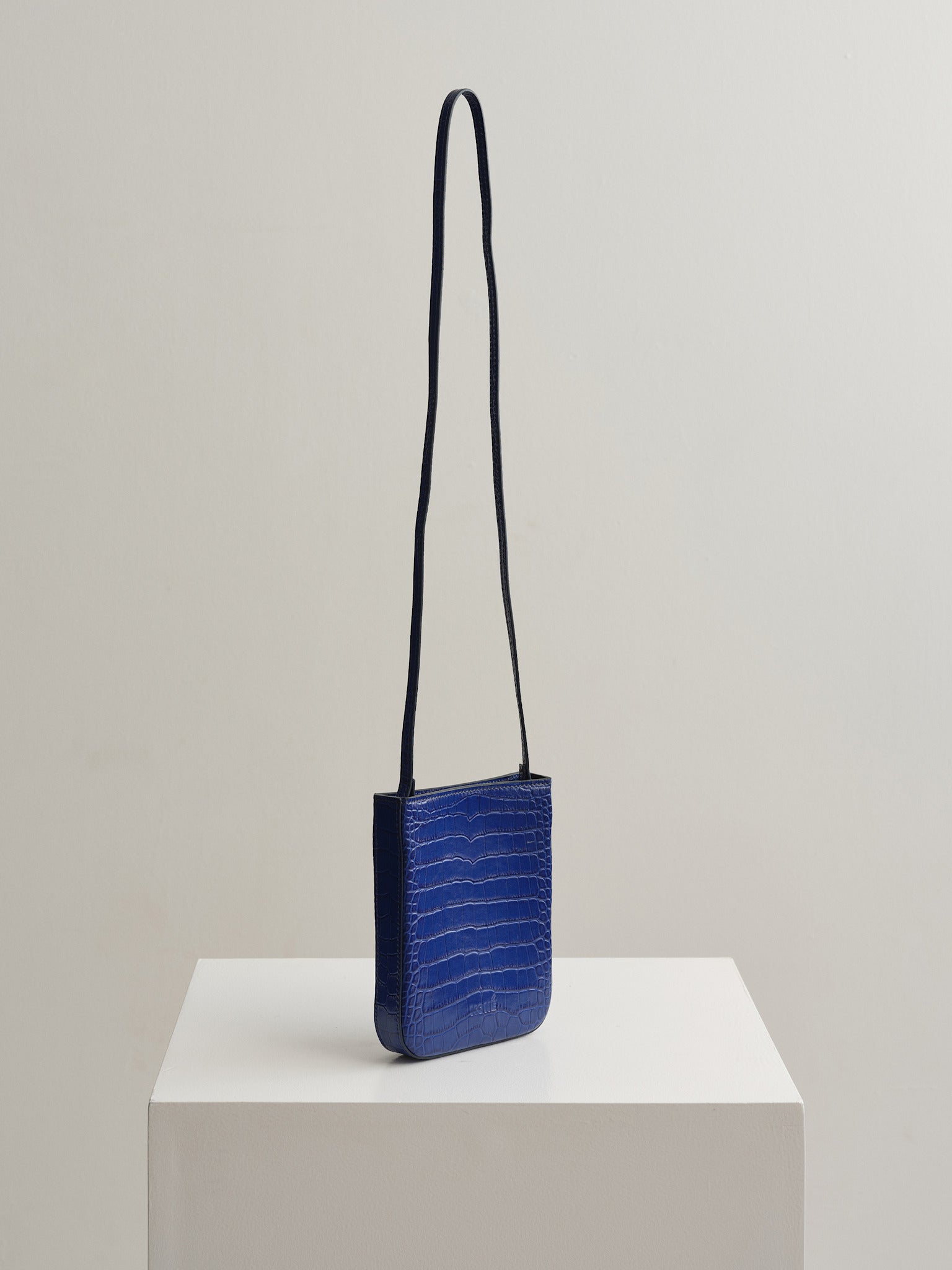BABBO BAG - BRIGHT BLUE SIDNEY