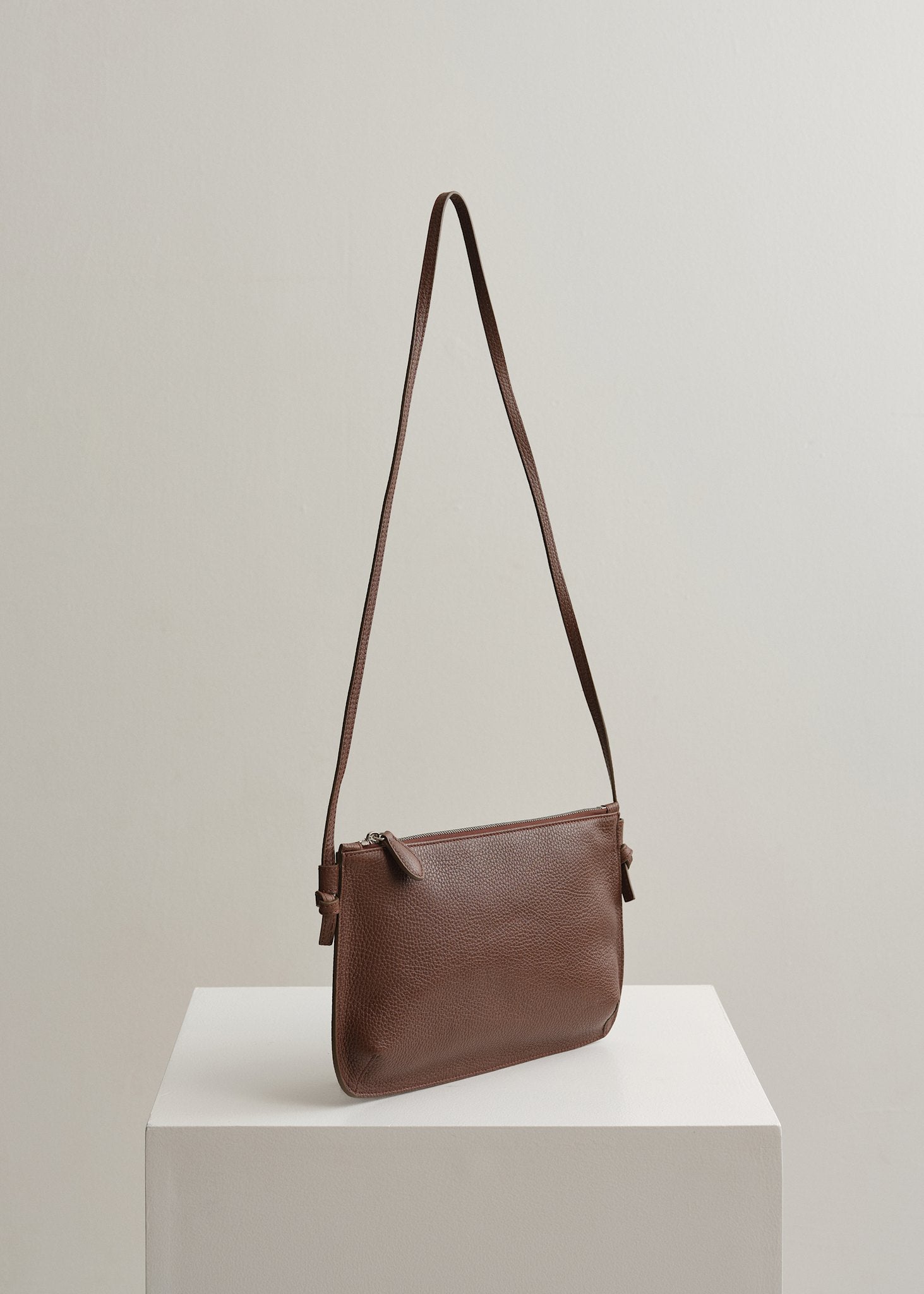 LARGE PURSE - CHOCOLATE RIO