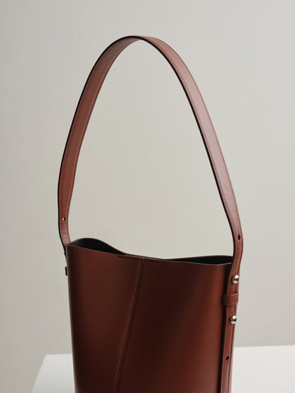 LITTLE LEO BUCKET BAG - VITELLO RUSTY