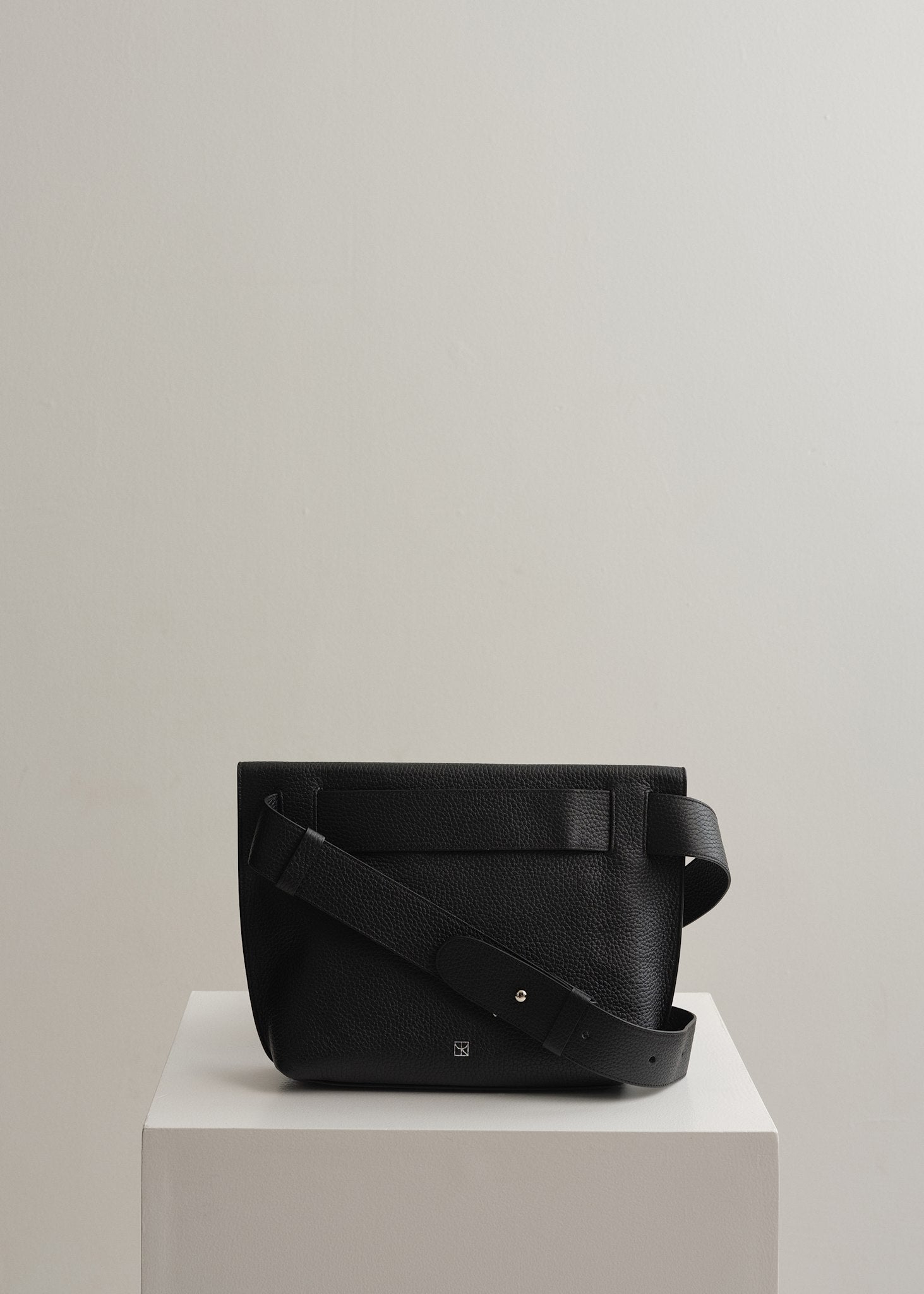 YARI XL - BLACK RIO
