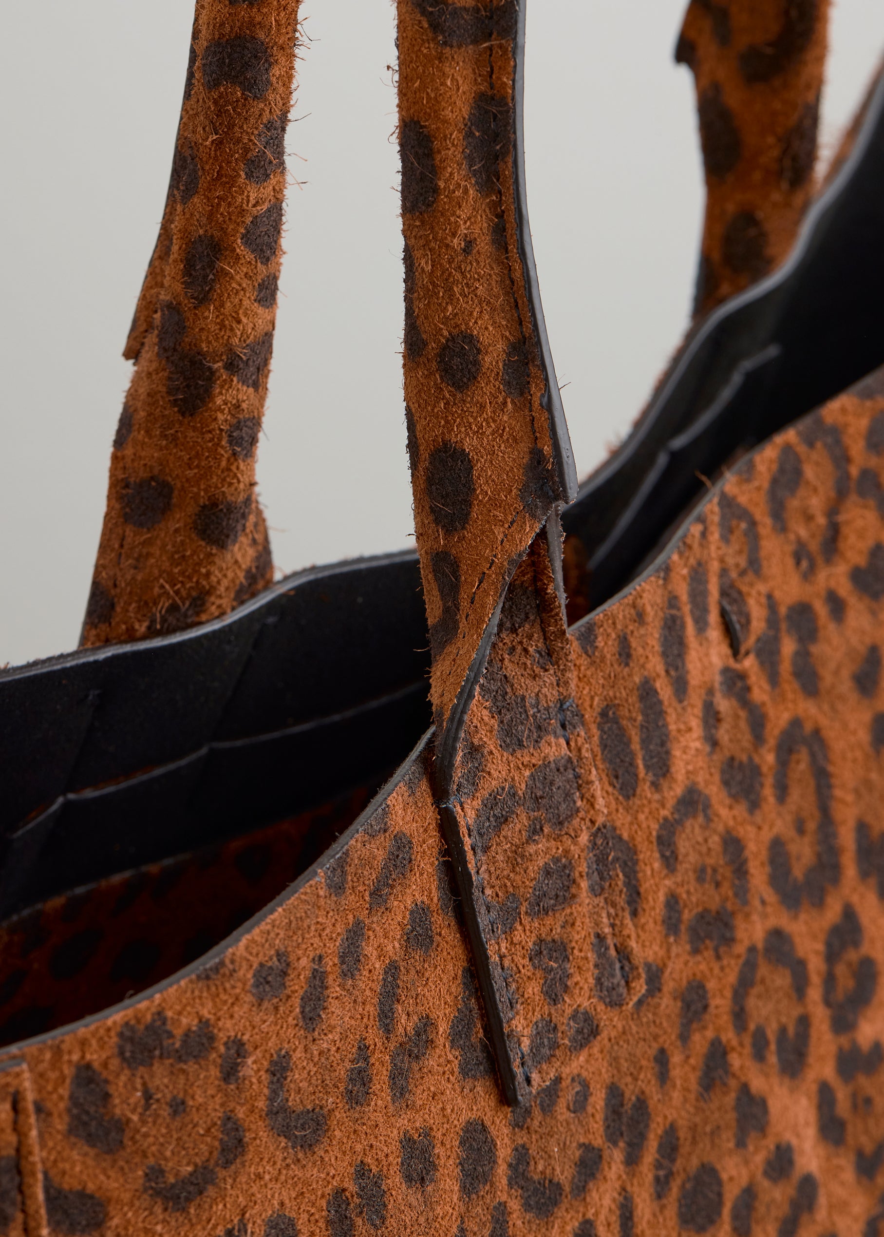 LARGE FILIPPO BAG - LEOPARD SUEDE