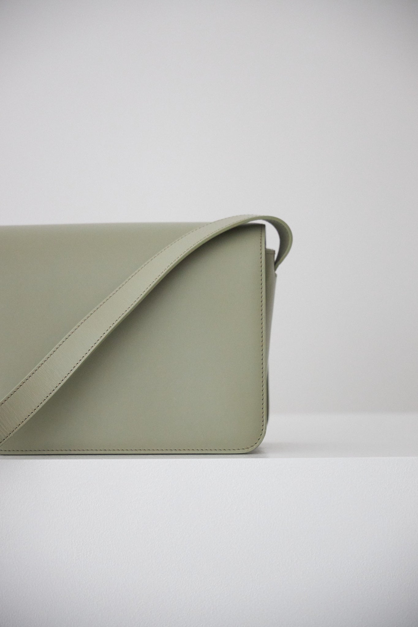 ANNIKA BAG - SALVIA VITELLO