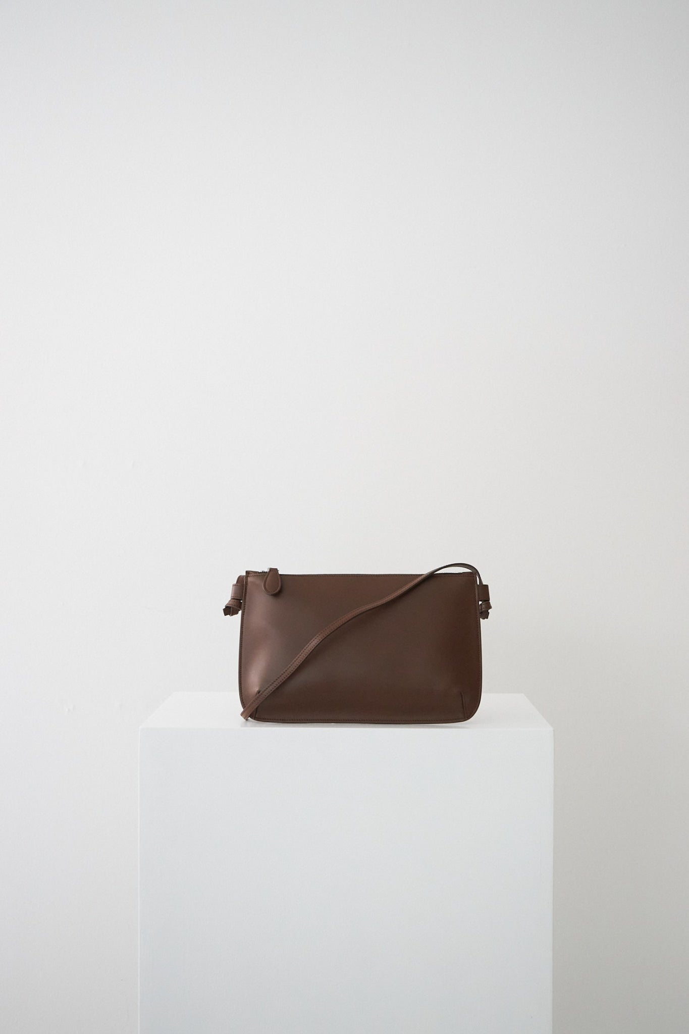 LARGE PURSE - VITELLO CHOCOLATE